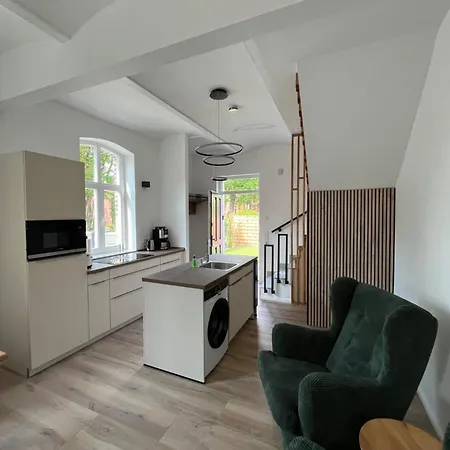 Daire Remise 23a - 2schlafzimmer Fuer 4-koepfige Familie Schönefeld