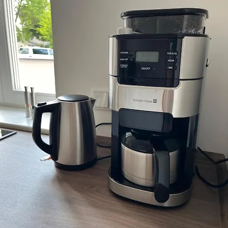 Апартаменты Remise 23a - 2schlafzimmer Fuer 4-koepfige Familie Шёнефельд