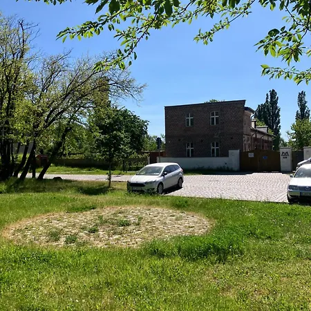 Remise 23a - 2schlafzimmer Für 4-köpfige Familie * Schönefeld