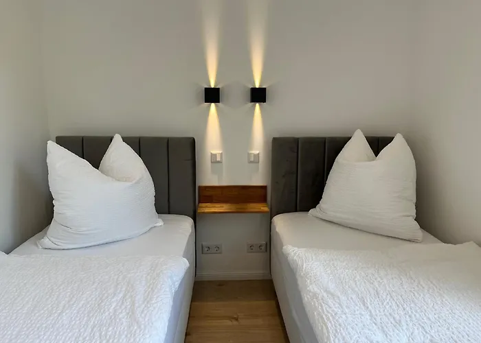 Remise 23a - 2schlafzimmer Für 4-köpfige Familie * Schönefeld