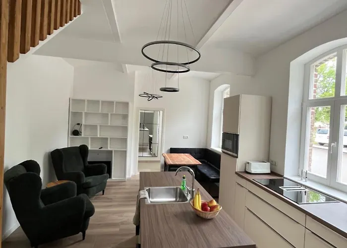 Remise 23a - 2schlafzimmer Für 4-köpfige Familie * Schönefeld